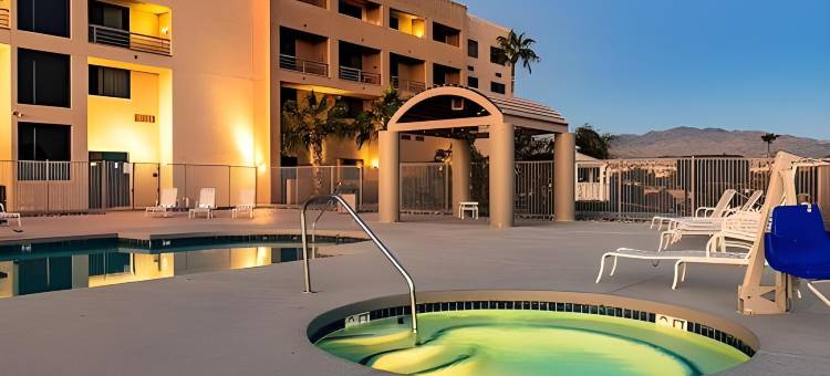 哈瓦苏湖岛屿旅馆酒店(Studio 6 Suites Lake Havasu City, AZ)图片