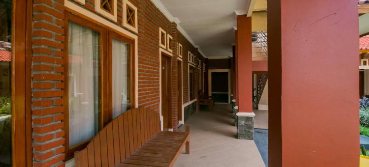 Hotel O Edotel Smkn 1 Pacet Syariah图片