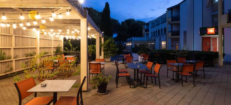 宜必思赛特巴拉吕克莱班安康水疗酒店(Ibis Sète Balaruc les Bains Bien-être et Spa)图片