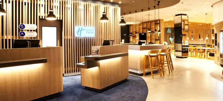 格平根智选假日酒店(Holiday Inn Express GÖPPINGEN by IHG)图片