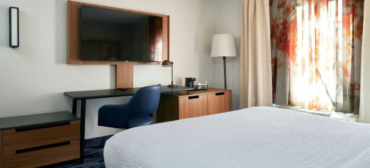 圣贝纳迪诺万枫酒店及套房(Fairfield Inn & Suites San Bernardino)图片