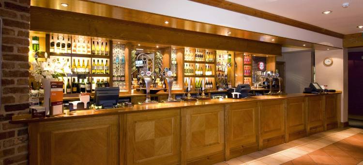 普瑞米尔曼彻斯特中央酒店(Premier Inn Manchester Central)图片