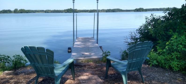 Mcmallard Vacation Lakefront 4 Bedroom Duplex图片