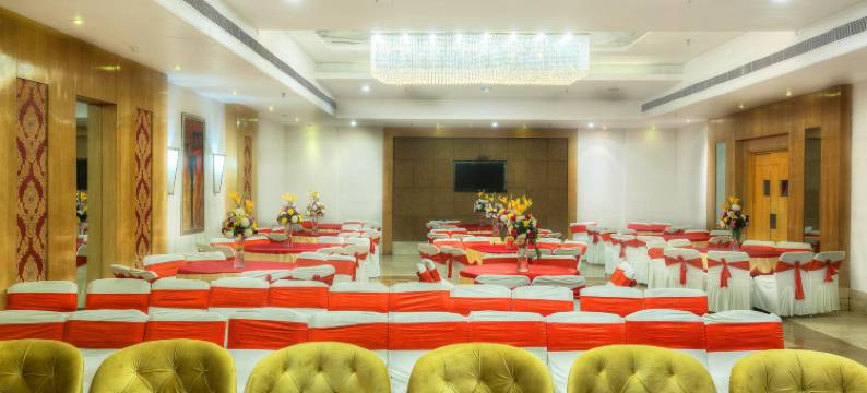 潘切库拉与您西式庭院酒店(Hotel Western Court Panchkula)图片