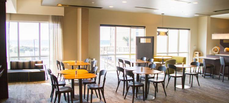 沃尔顿堡滩西德斯坦万怡酒店(Courtyard Fort Walton Beach-West Destin)图片