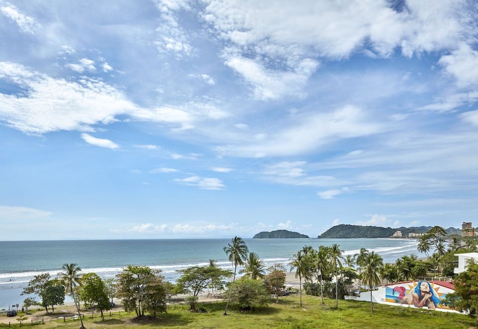 Insane Ocean Views. Brand New Condo!! 2 Bedroom Condo Hotel Overview