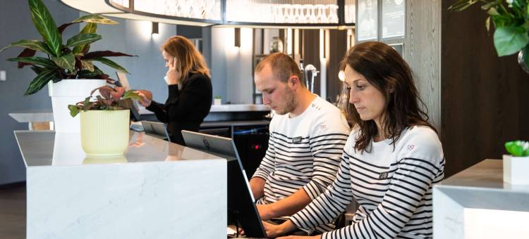 里昂东康铂智能酒店-欧洲展览中心布朗航空(Campanile Smart Lyon Est - Eurexpo Bron Aviation)图片