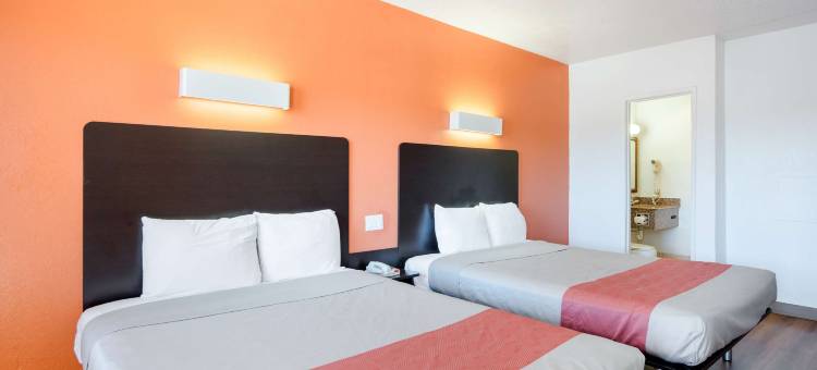 圣达菲广场城市商业区6号汽车旅馆(Motel 6 Santa Fe, NM - Downtown)图片