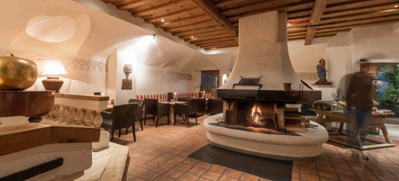 施特拉瑟维特酒店(Strasserwirt - Ansitz zu Tirol)图片