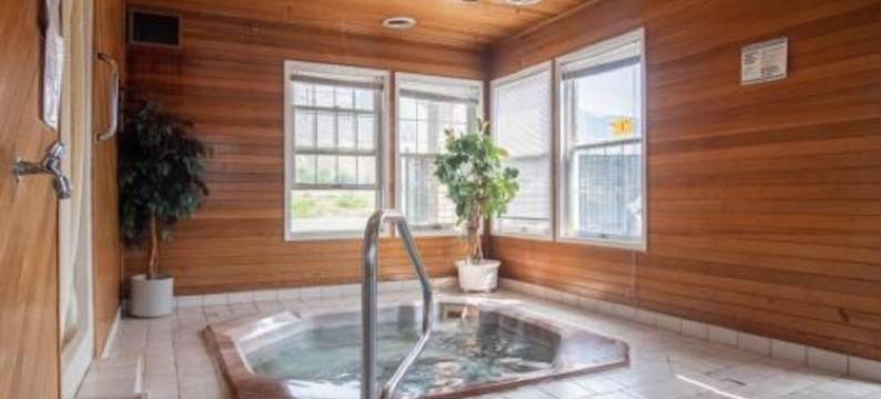 坎卢普斯朗奇兰汽车旅馆(The Ranchland Inn Kamloops)图片