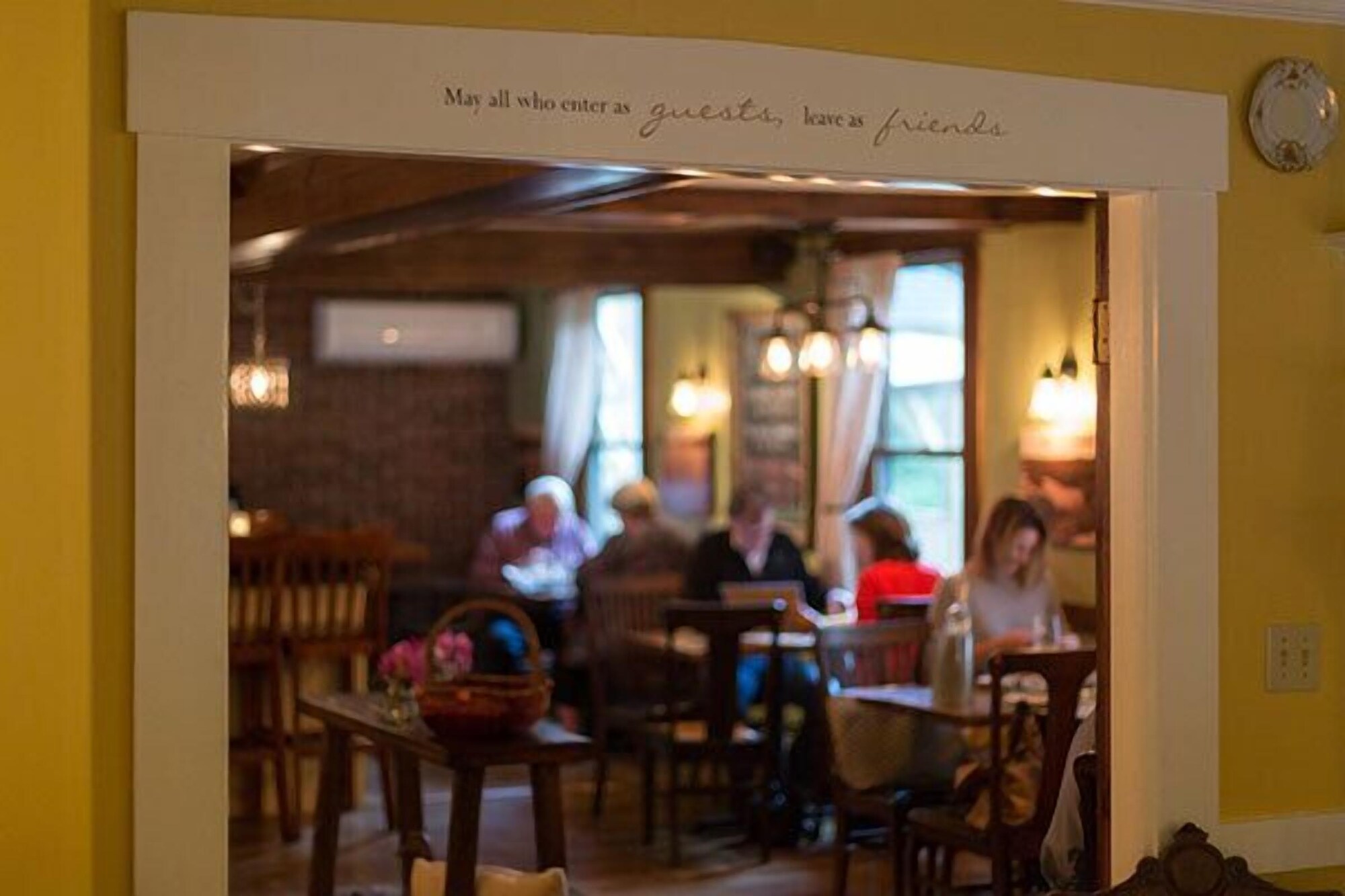 Squam Lake Inn Over view