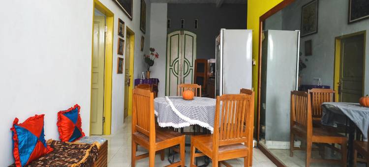 O别墅蒂尔塔梅拉蒂酒店(Hotel O Villa Tirta Melati Syariah)图片
