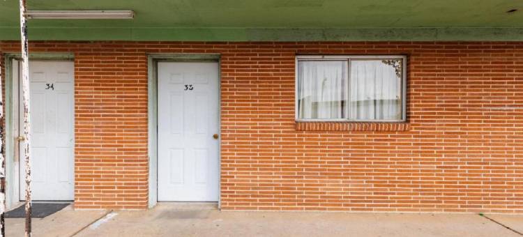 OYO密西西比霍利斯普林斯酒店(OYO Hotel Holly Springs MS)图片