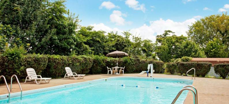 克拉克斯维尔温德姆戴斯酒店(Days Inn by Wyndham Clarksville TN)图片