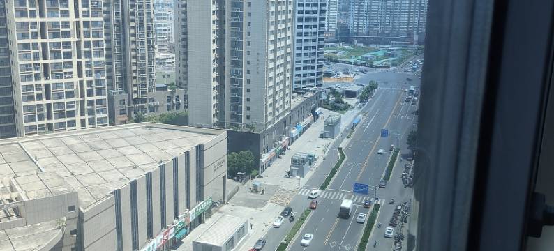 一米阳光公寓酒店(人民广场地铁站店)图片