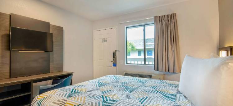 蒙特利6号汽车旅馆 - 马里那(Motel 6 Marina, CA - Monterey)图片