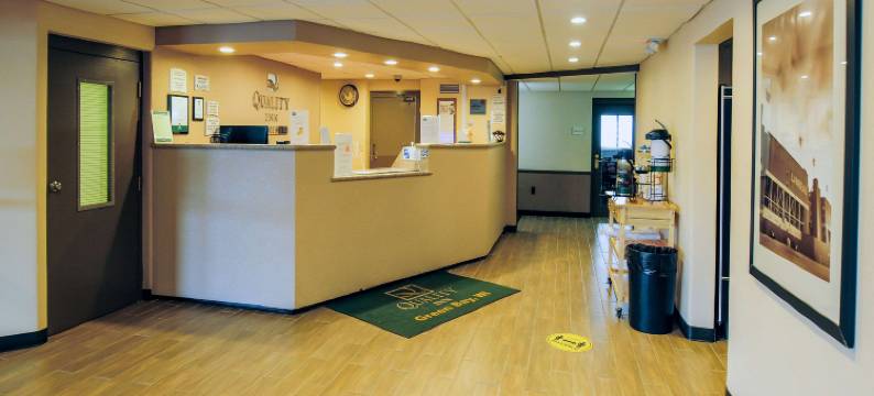 格林贝体育场区品质酒店(Quality Inn Stadium Area Green Bay Stadium)图片