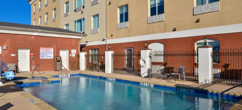 Holiday Inn Express & Suites ROYSE城 - 罗克沃尔区(Holiday Inn Express & Suites ROYSE CITY - ROCKWALL by IHG)图片