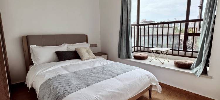 坐望山海民宿(侨港海滩店)图片