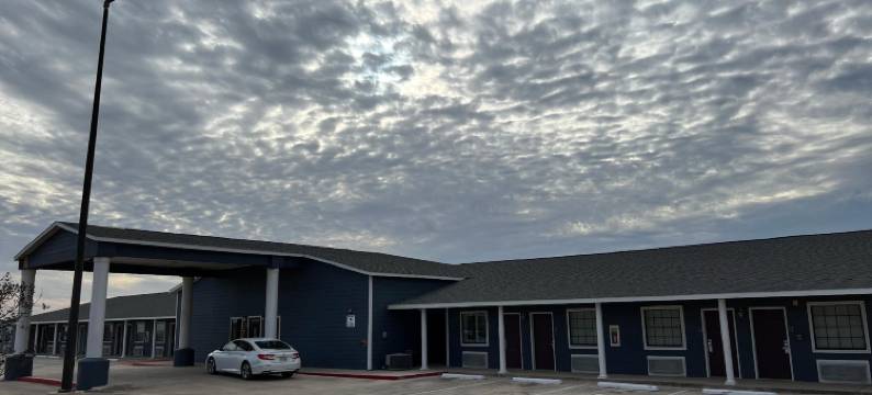 比恩韦尼多酒店(Hotel O Bien Venido Pearsall I-35)图片