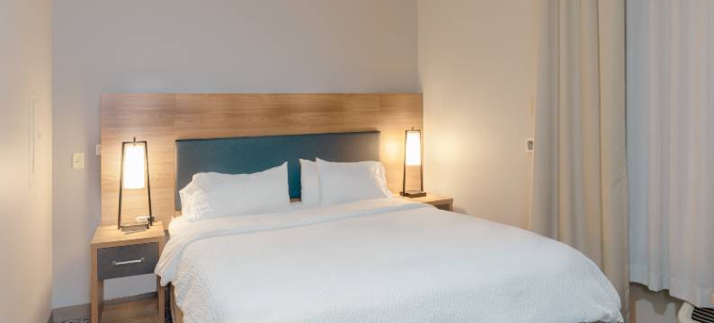 Candlewood Suites 俄克拉荷马城 - 穆尔 by IHG(Candlewood Suites OKLAHOMA CITY SOUTH - MOORE by IHG)图片