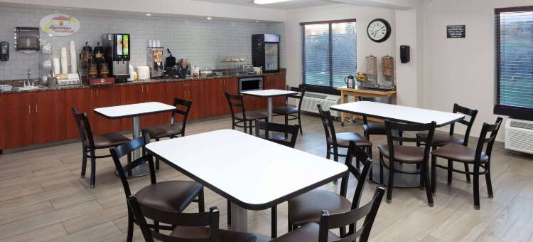 沃索速8酒店(Super 8 by Wyndham Wausau)图片