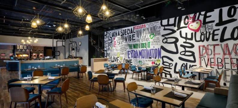 迪拜机场雅乐轩酒店(Aloft Dubai Airport)图片