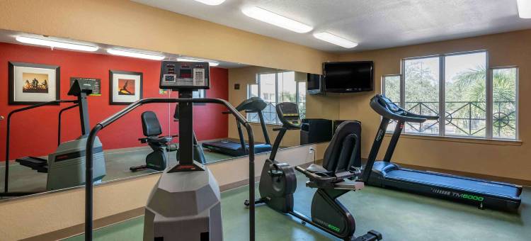 Extended Stay America精选套房 - 奥兰多 - 梅特兰 - 顶峰塔大道(Extended Stay America Select Suites - Orlando - Maitland - Summit Tower Blvd)图片