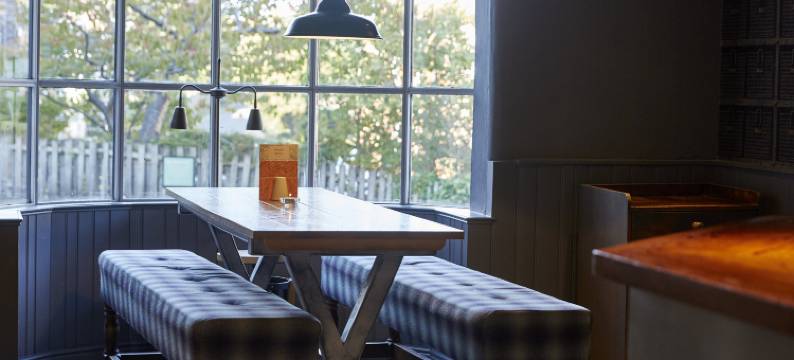 特拉福德酒店 - 格林国王旅馆(De Trafford Arms by Chef & Brewer Collection)图片