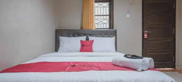 红多兹伊斯兰酒店-近占碑贾姆托斯2号(RedDoorz Syariah Near Jamtos Jambi 2)图片