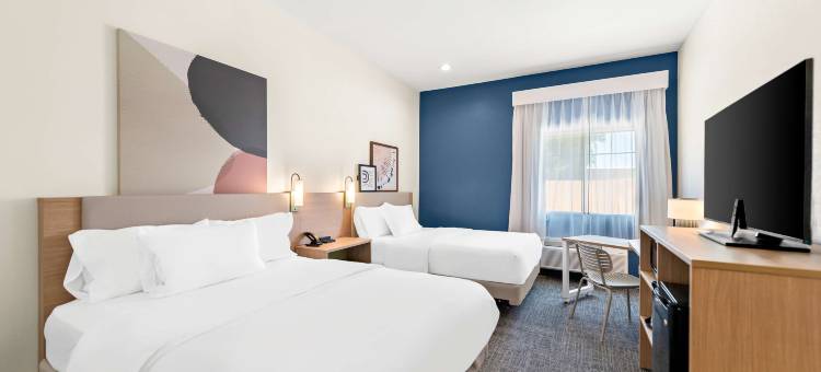 Spark 由希尔顿曼斯菲尔德(Spark by Hilton Mansfield)图片