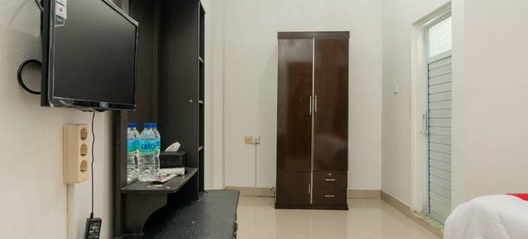 RedDoorz Syariah Near Universitas Putra Indonesia Padang图片
