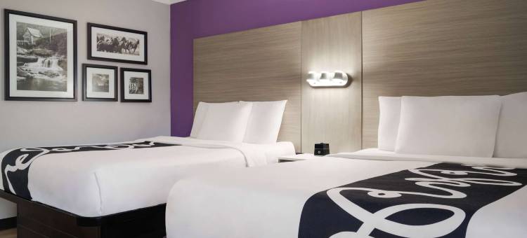 伯明翰因弗内斯拉昆塔温德姆酒店(La Quinta Inn by Wyndham Birmingham - Inverness)图片