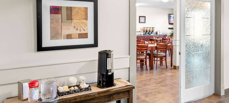 贝斯特韦斯特哈迪斯蒂修尔住宿普拉斯酒店(SureStay Plus Hotel by Best Western Hardisty)图片