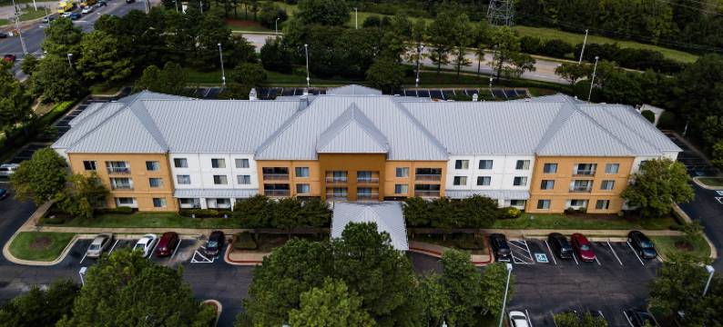 孟菲斯东/比尔莫里斯大道万怡酒店(Courtyard Memphis East/Bill Morris Parkway)图片