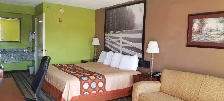 卢瑟格伦国王自治区速8酒店(Super 8 by Wyndham Ruther Glen Kings Dominion Area)图片