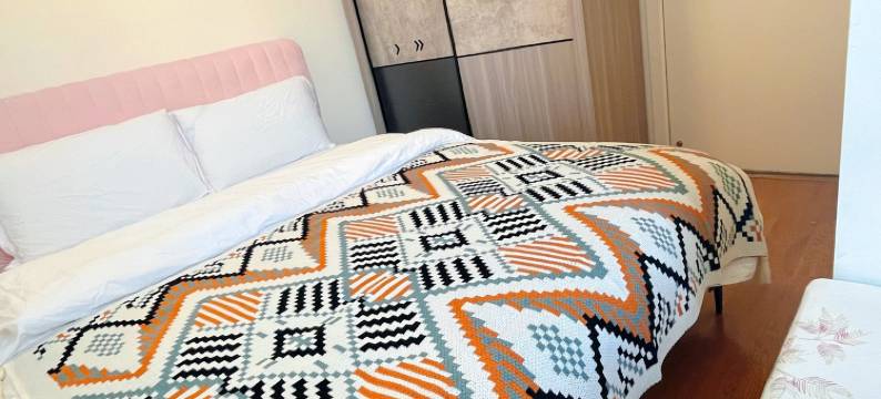 花开一夏公寓(深圳路1号分店)图片