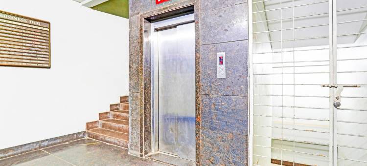 Collection O Adajan Formerly Hotel Western Inn图片