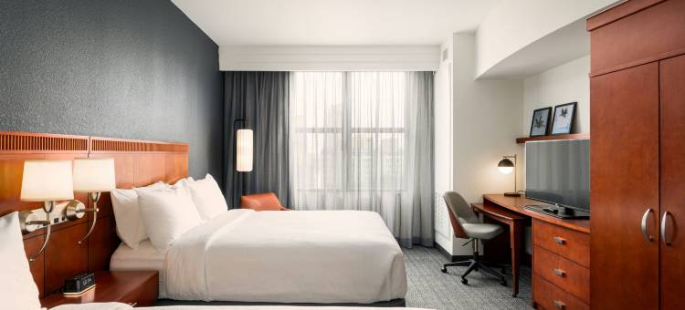 圣彼得堡市中心万怡酒店(Courtyard St. Petersburg Downtown)图片