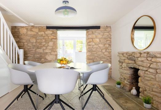 The Heart of Summertown - Bright & Spacious 3BDR Home with Garden Hotel Overview