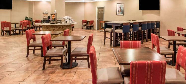 舒适套房酒店-奥马哈中心(Comfort Inn & Suites Omaha Central)图片