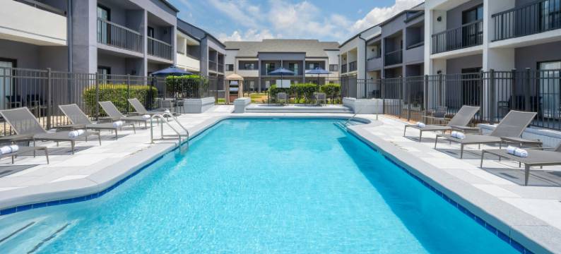 亚特兰大德卢斯/格威内特广场万怡酒店(Courtyard Atlanta Duluth/Gwinnett Place)图片