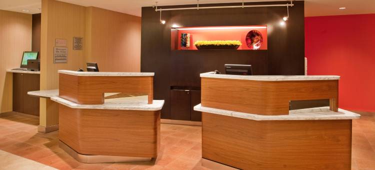 匹兹堡北/蔓越莓乡伍德万怡酒店(Courtyard Pittsburgh North/Cranberry Woods)图片