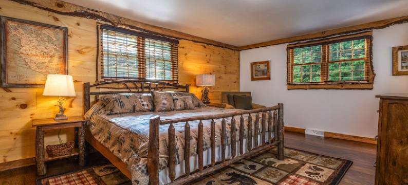 Riverside Lodge, Sleeps 10.图片