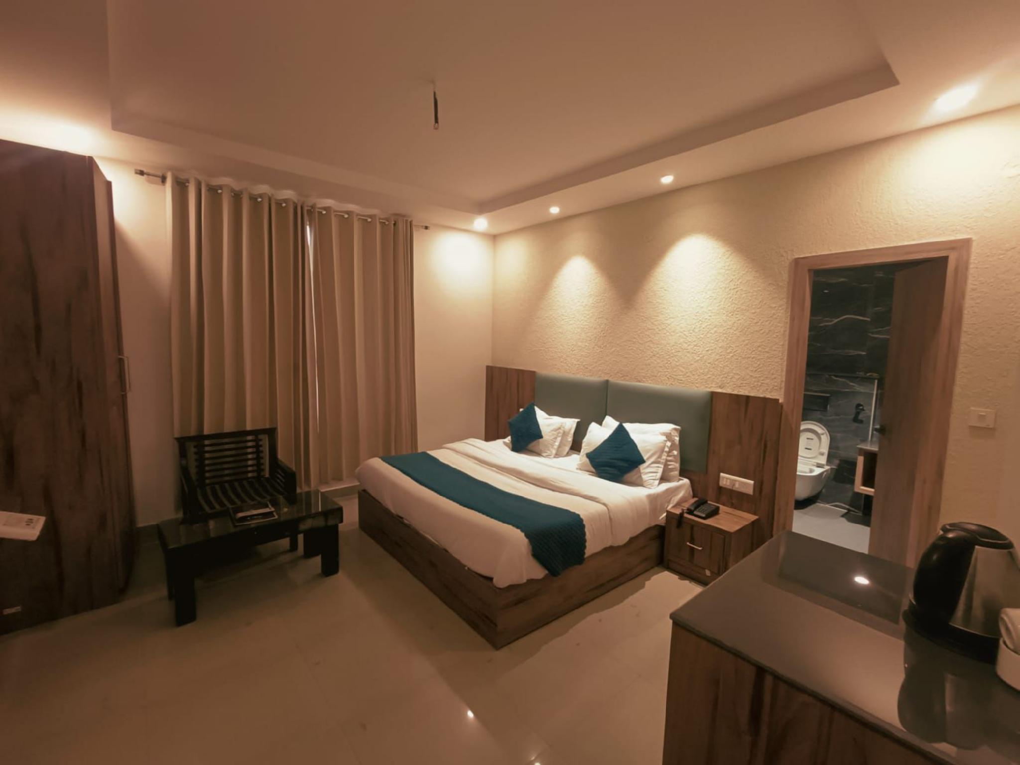 Hotel Wild Rose - DalhousieOver view