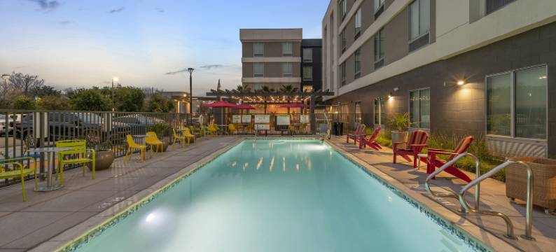 加利福尼亚州圣贝纳迪诺惠庭酒店(Home2 Suites by Hilton San Bernardino)图片