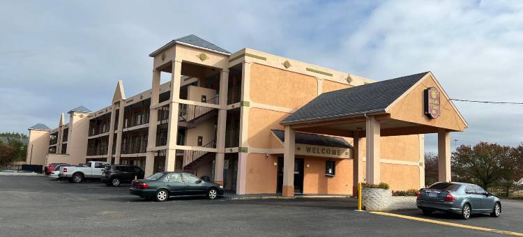 阿什兰工作室酒店-OYO里士满北-近国王自治领(Ashland Studio Inn Richmond North Near Kings Dominion -Listing Partner)图片