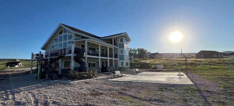 Private Hot Tub and P-Ball/B-Ball Court! Ideal Beach Access, and Golf Nearby!图片