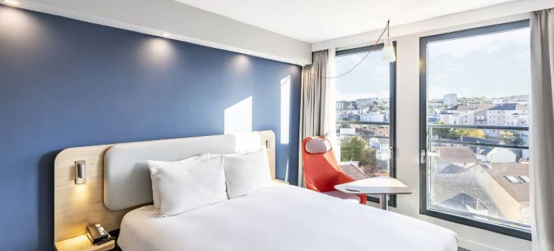 巴黎市郊普瓦西智选假日酒店(近RER A线，市郊铁路J线)(Holiday Inn Express PARIS - POISSY by IHG)图片