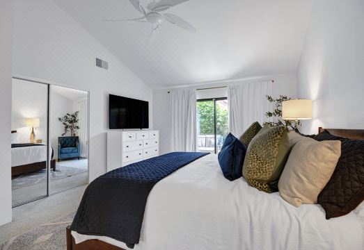 Overlooking Golf Course and Access to Pools - Stylish Escape Hotel Overview